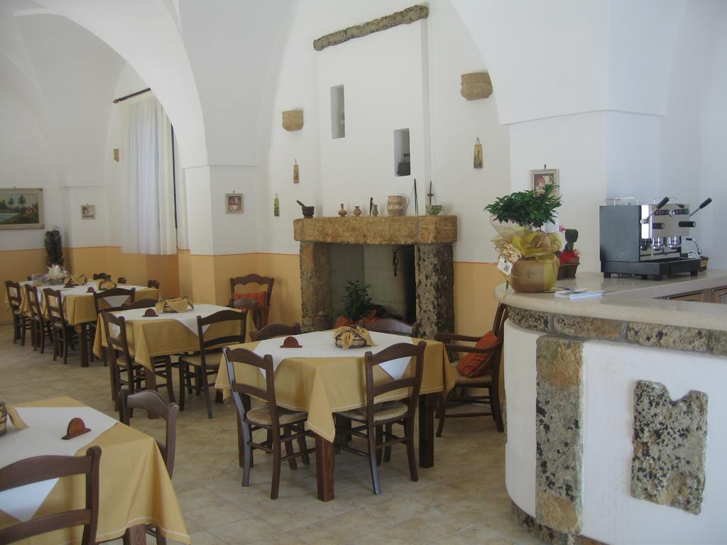 Azienda Agrituristica Masseria La Verna Patu Luaran gambar